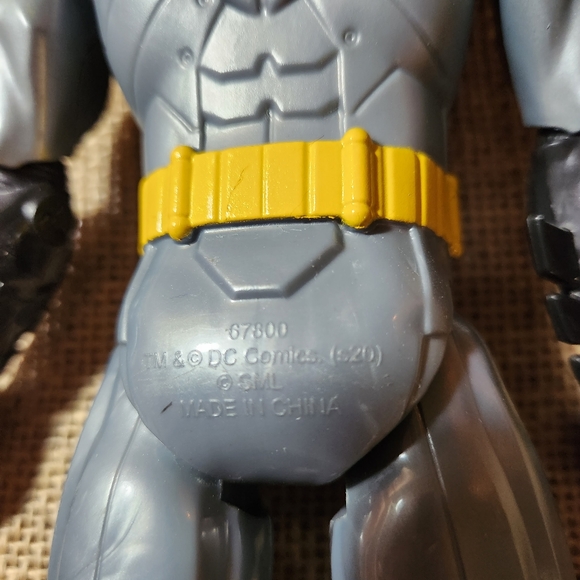 FINAL PRICE Lot of 2 Mattel Batman Action Figures - Picture 5 of 6